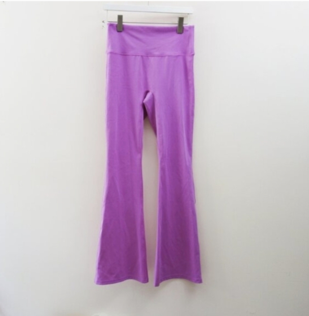 All in Motion Brushed Sculpt Ultra High-Rise Flare Leggings(M) NWOT!